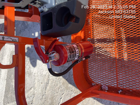 2022 JLG E450AJ