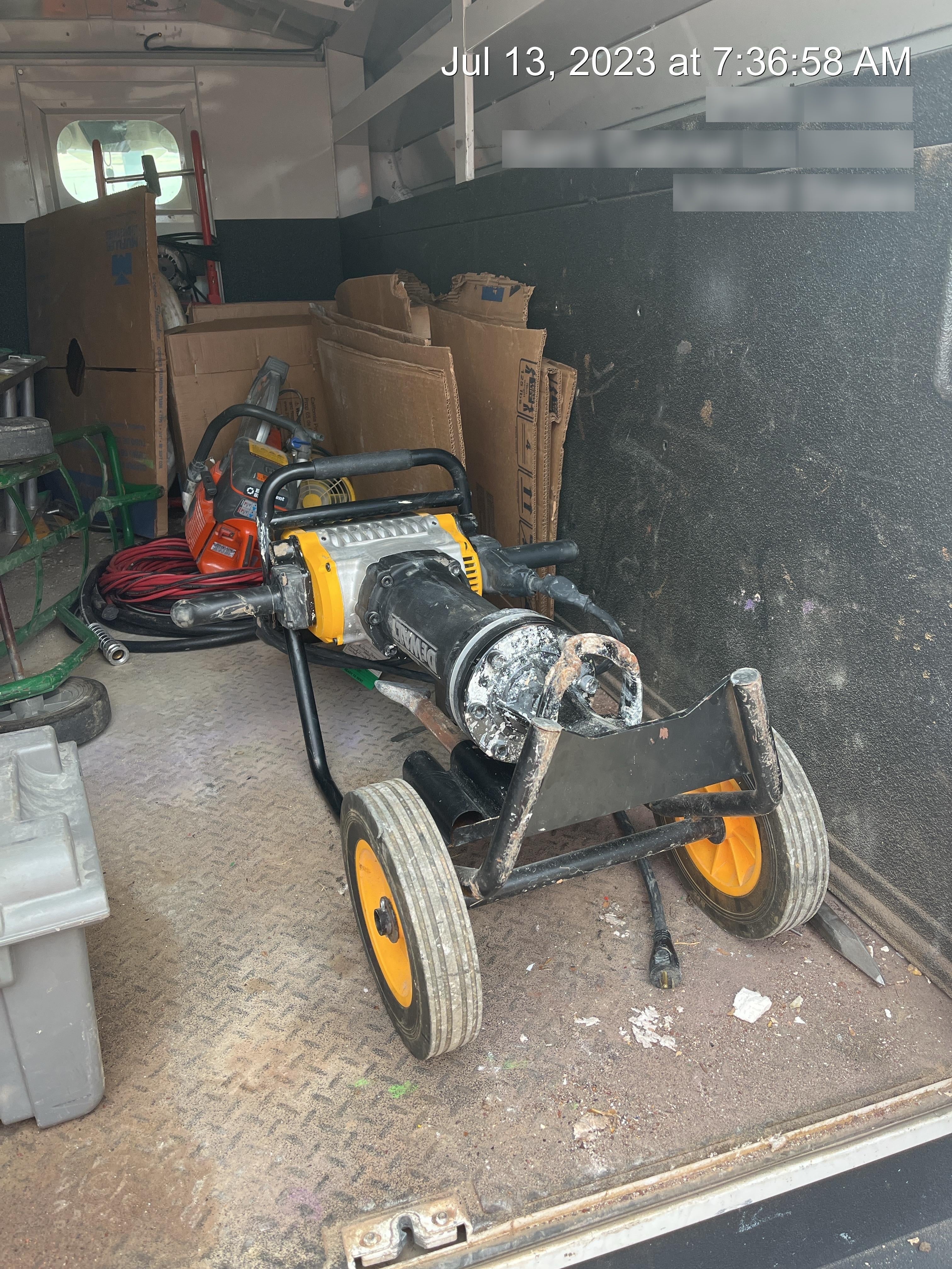 2020 DEWALT D25980K