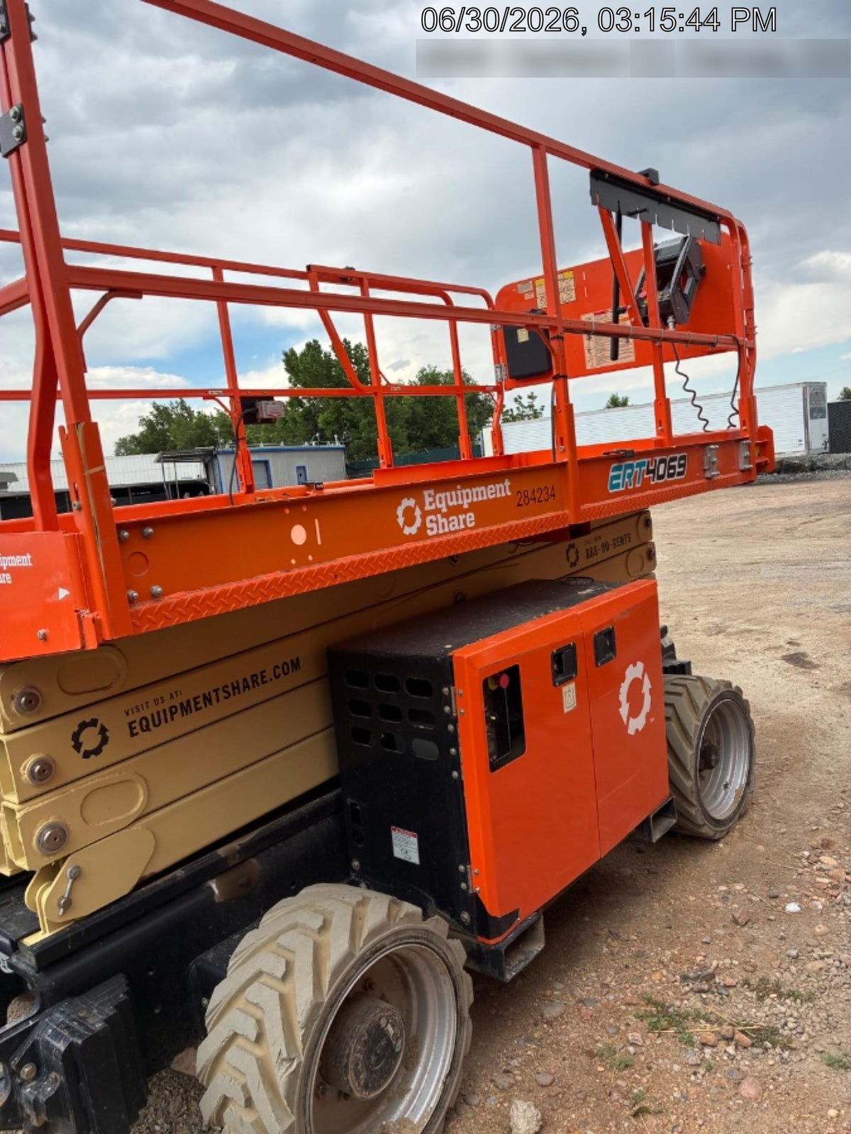 2022 JLG ERT4069