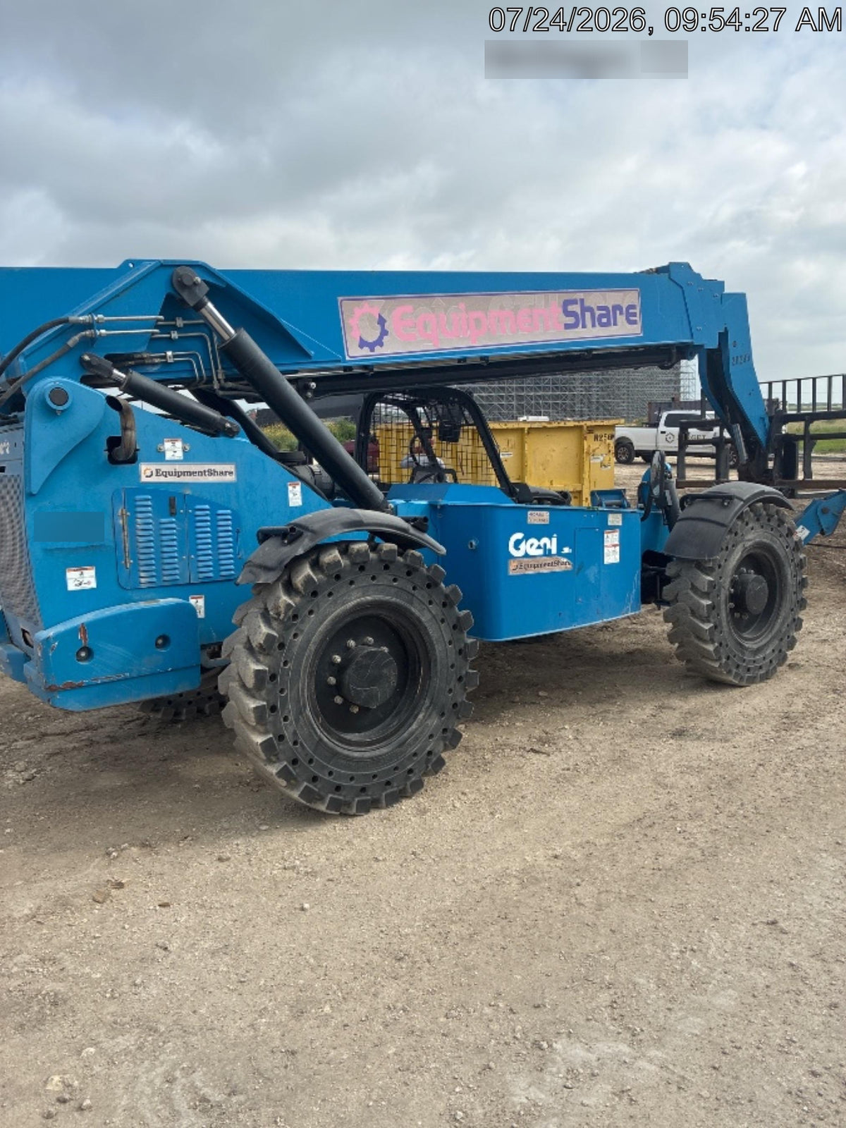 2018 GENIE GTH-1056