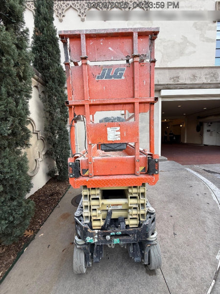 2022 JLG ES1932