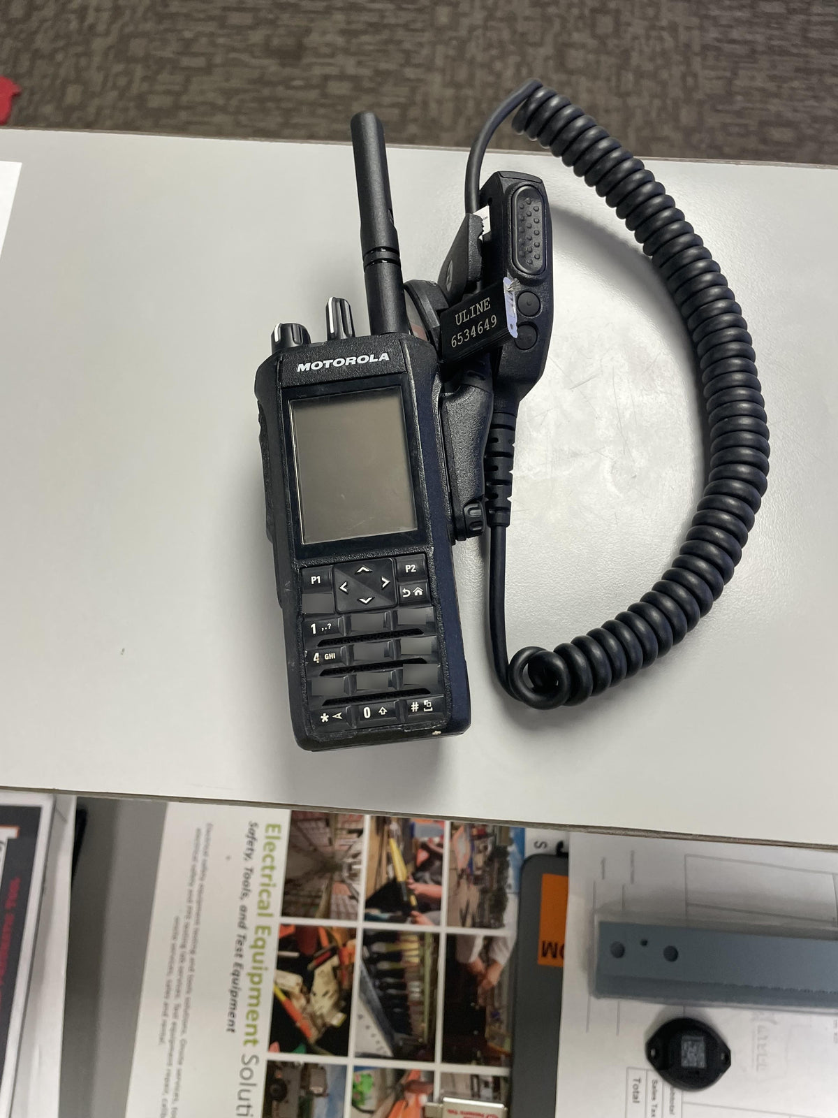 2023 MOTOROLA R7 DISPLAY