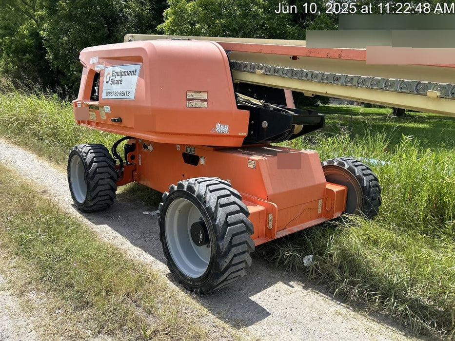 2019 JLG 660SJ