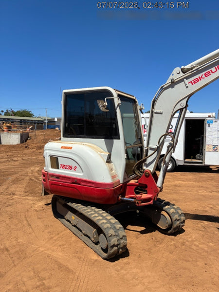 2024 TAKEUCHI TB235-2CRA