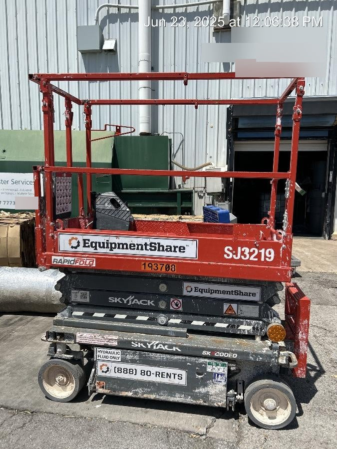 2021 SKYJACK SJ3219