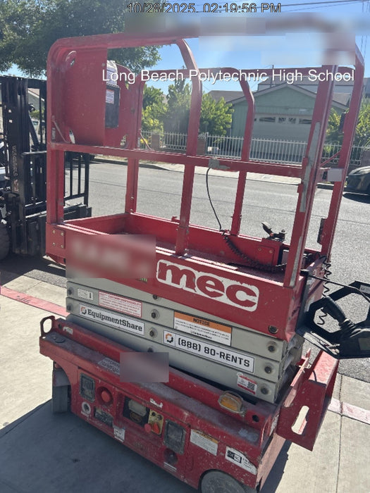 2020 MEC 1330SE Solid NM Tires, Steel Swing out Doors, LCS, Beacon, 900W Invertor