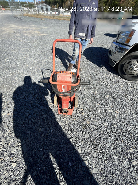 2020 HILTI TE 3000-AVR