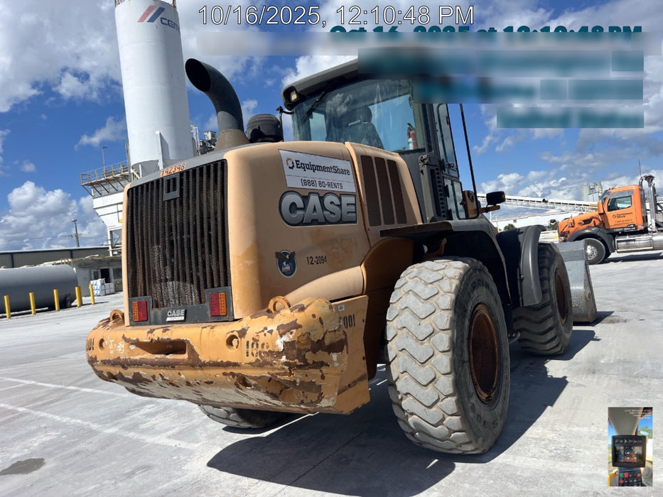 2016 Case 721F CLOSED CAB, JRB 416 STYLE HYD COUPLER