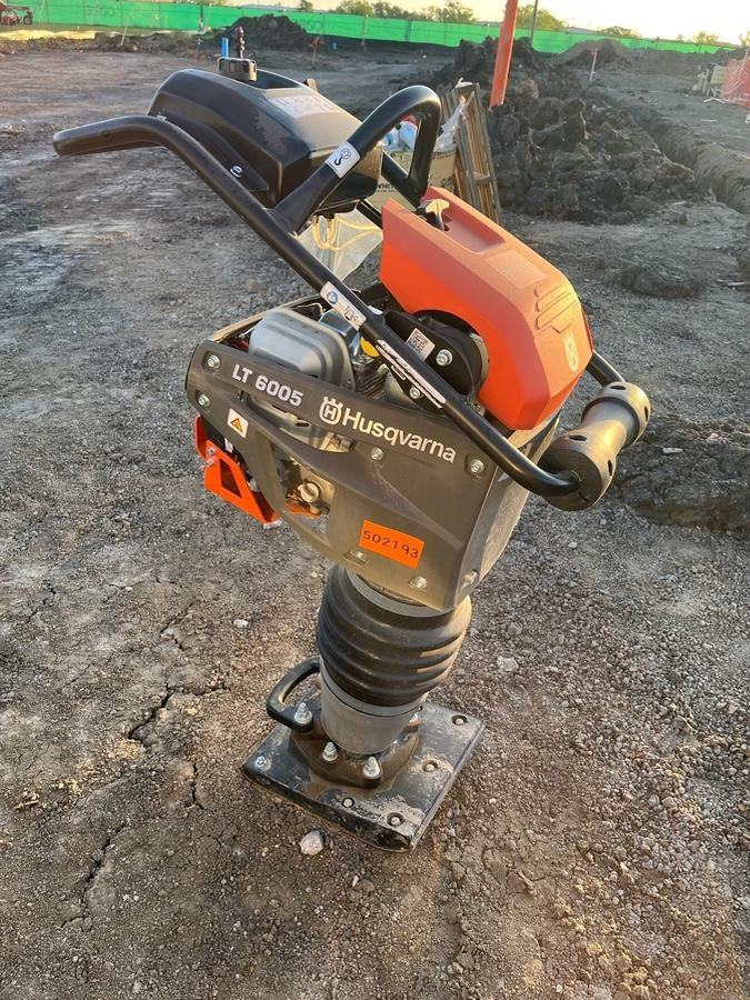 2025 HUSQVARNA LT6005