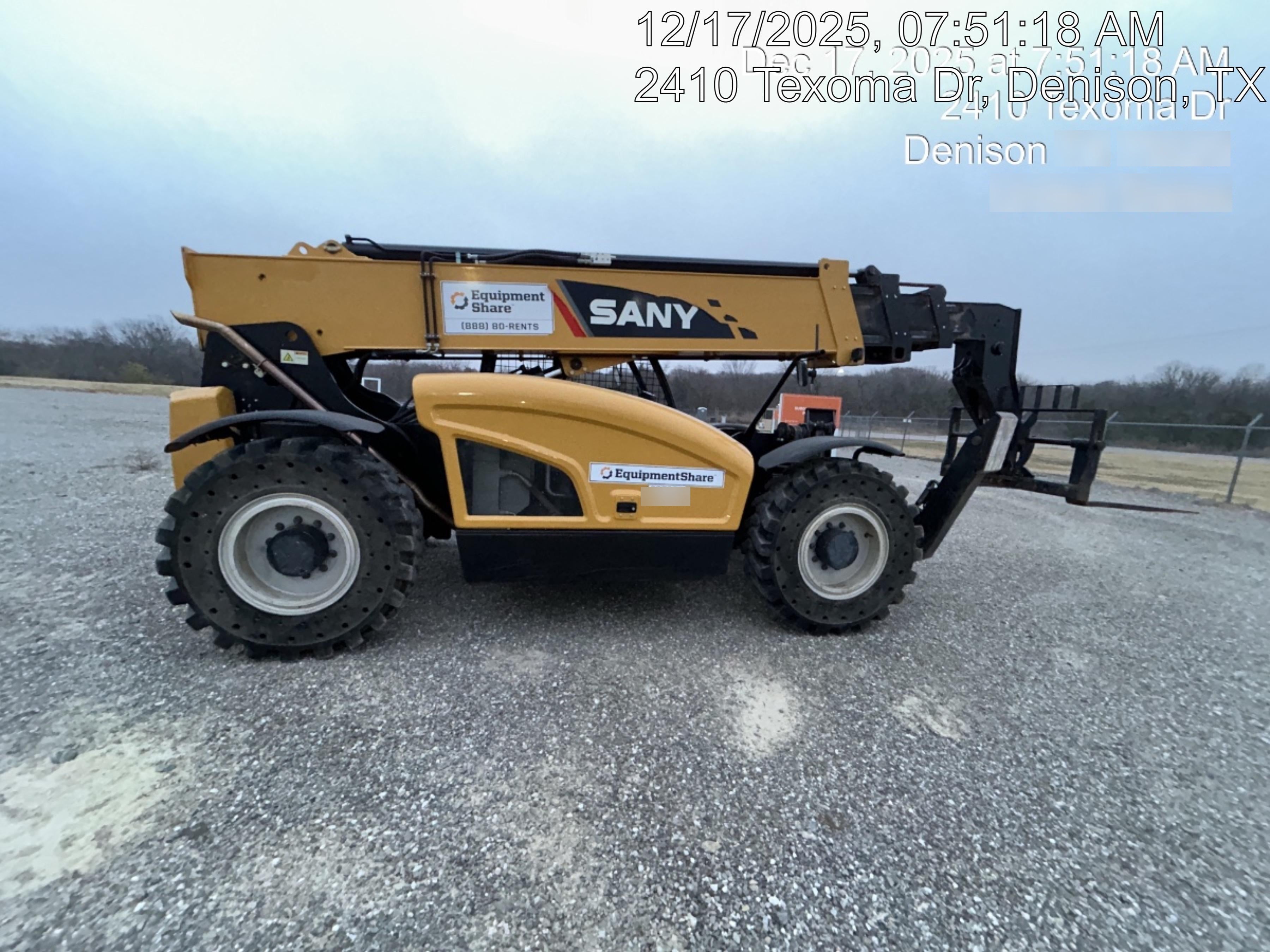 2022 SANY STH1056