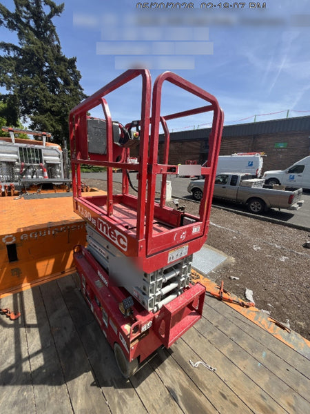 2020 MEC 1330SE Solid NM Tires, Steel Swing out Doors, LCS, Beacon, 900W Inverter