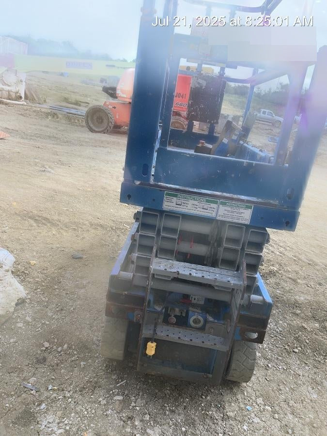 2020 Genie GS-1930 Solid Non Marking Tires, Beacon, Folding rails with half height swing gate