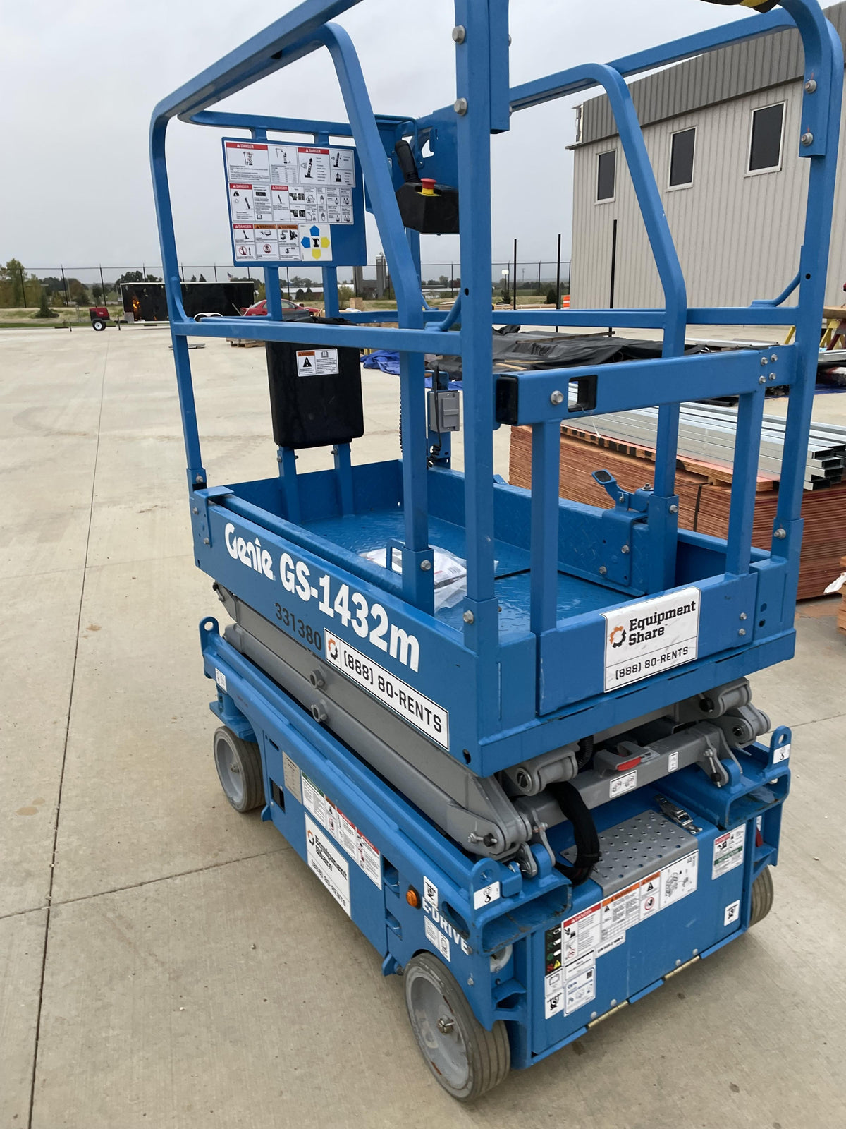 2023 GENIE GS-1432