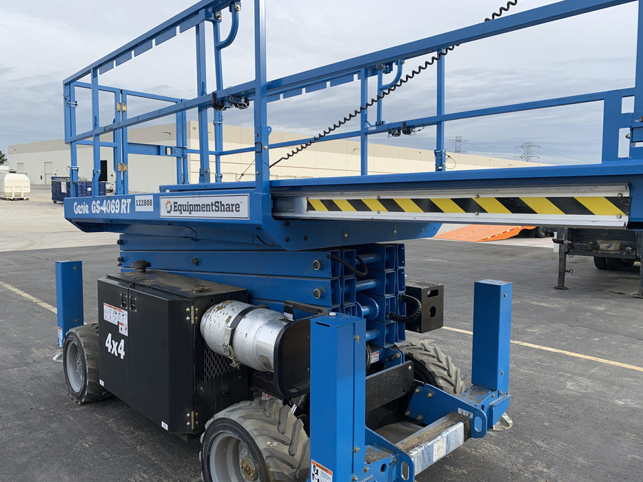2020 GENIE GS-4069 RT