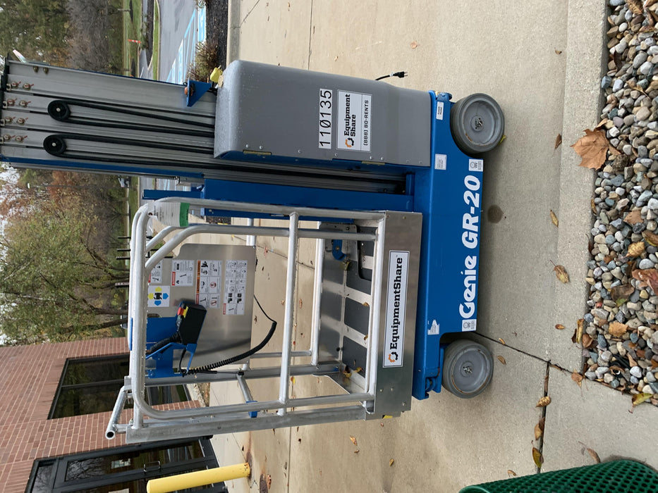 2020 GENIE GR-20