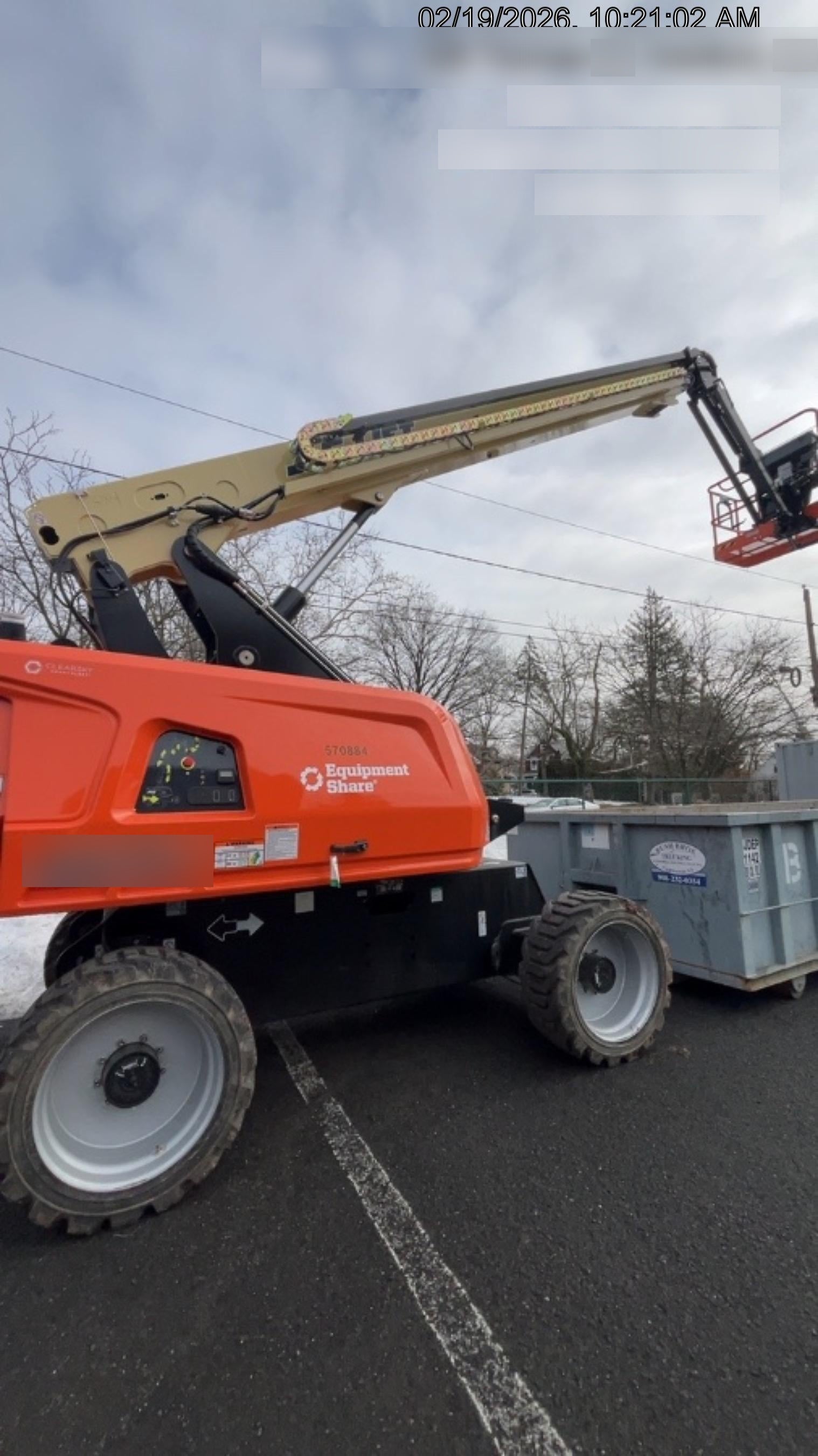 2025 JLG 660SJ