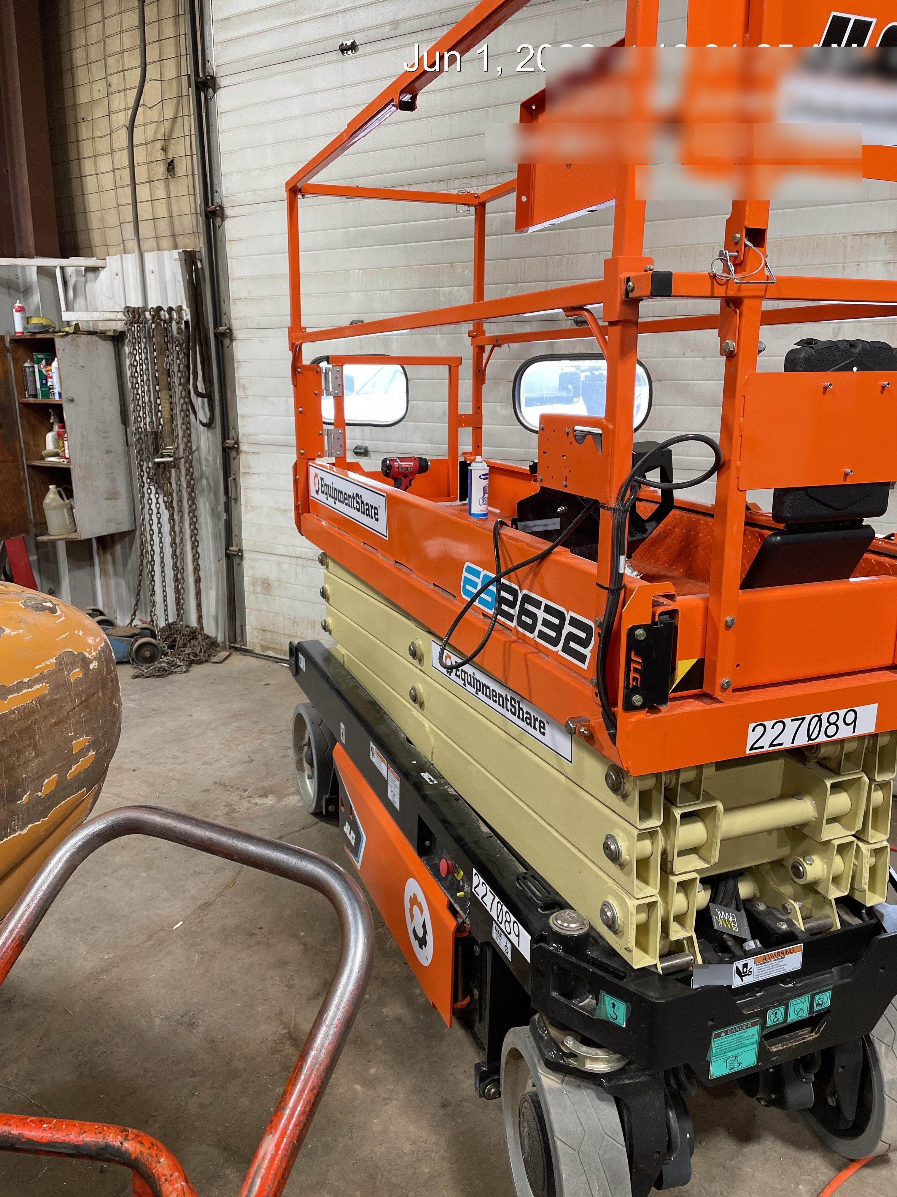 2022 JLG ES2632