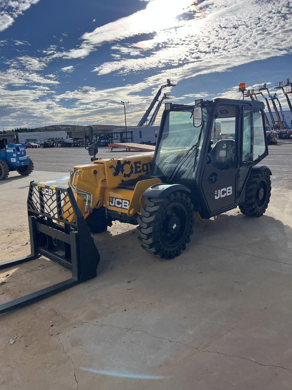 2026 JCB 505-20TC