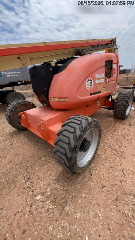 2019 JLG 600AJ