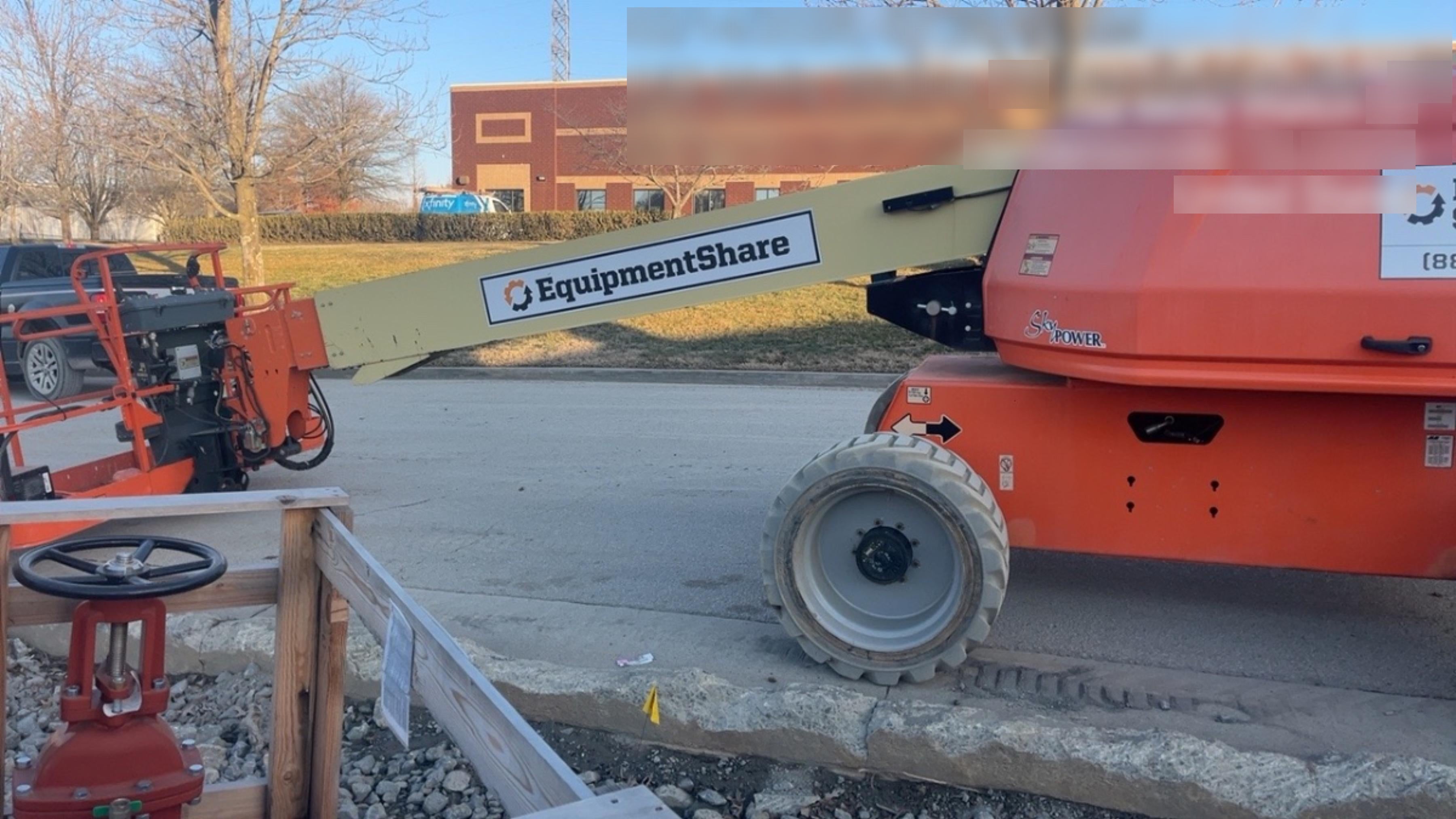 2019 JLG 600S 4WD