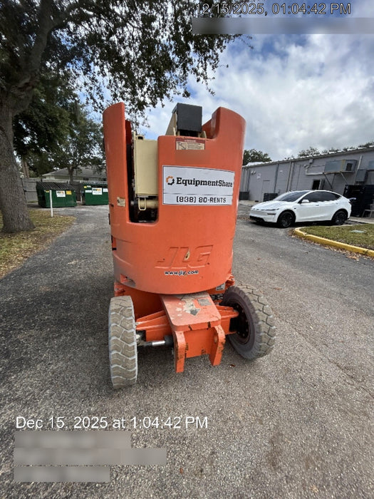 2019 JLG E300AJP