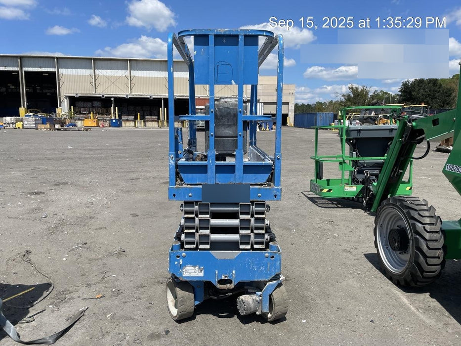 2019 Genie GS-1930 Fixed Rails with Chain Entry