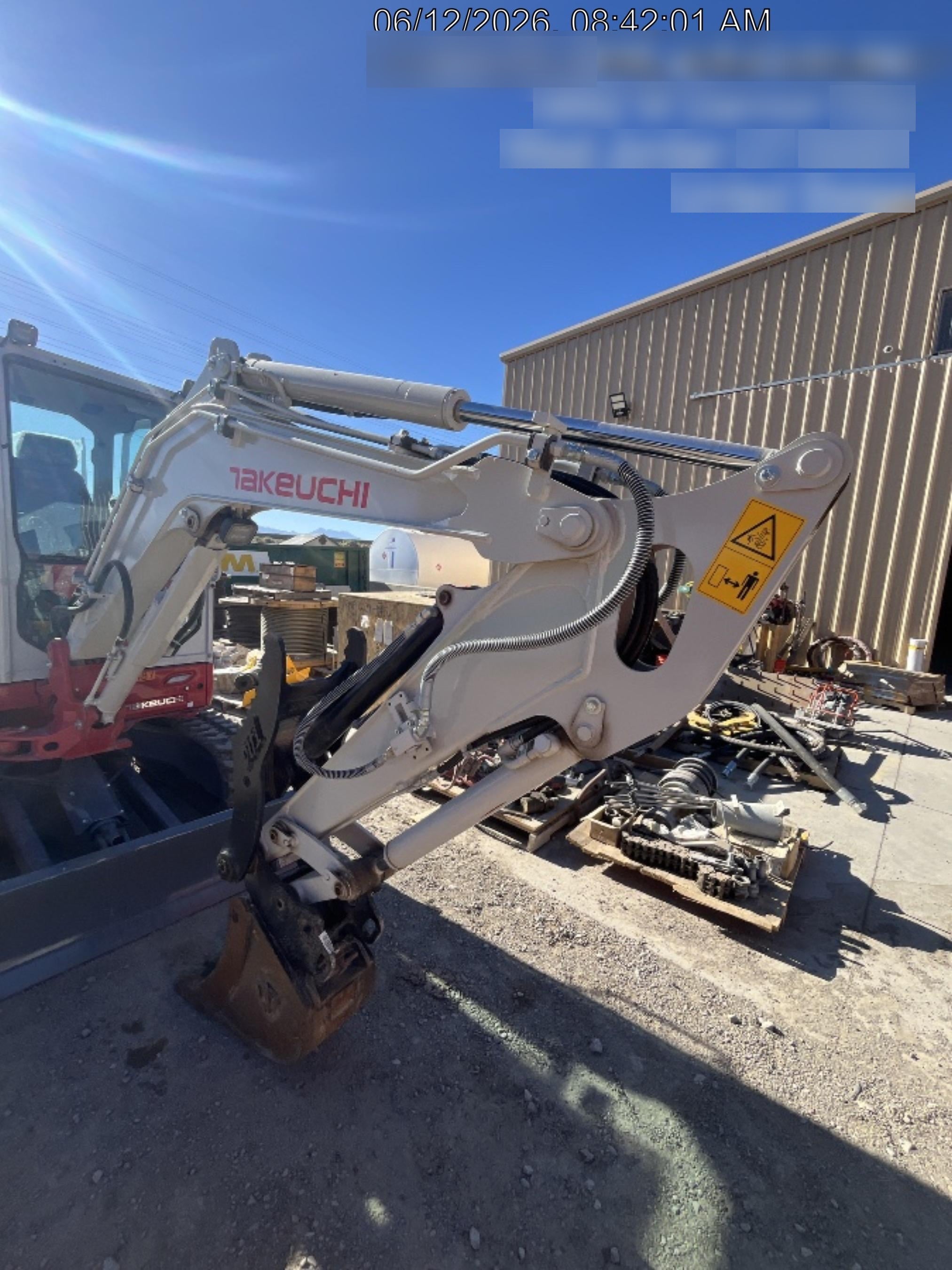 2024 TAKEUCHI TB335R2-CR