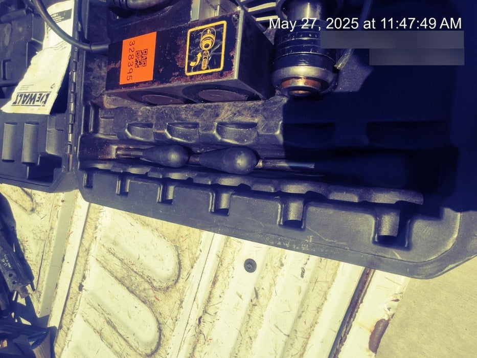 2023 DEWALT DWE1622K