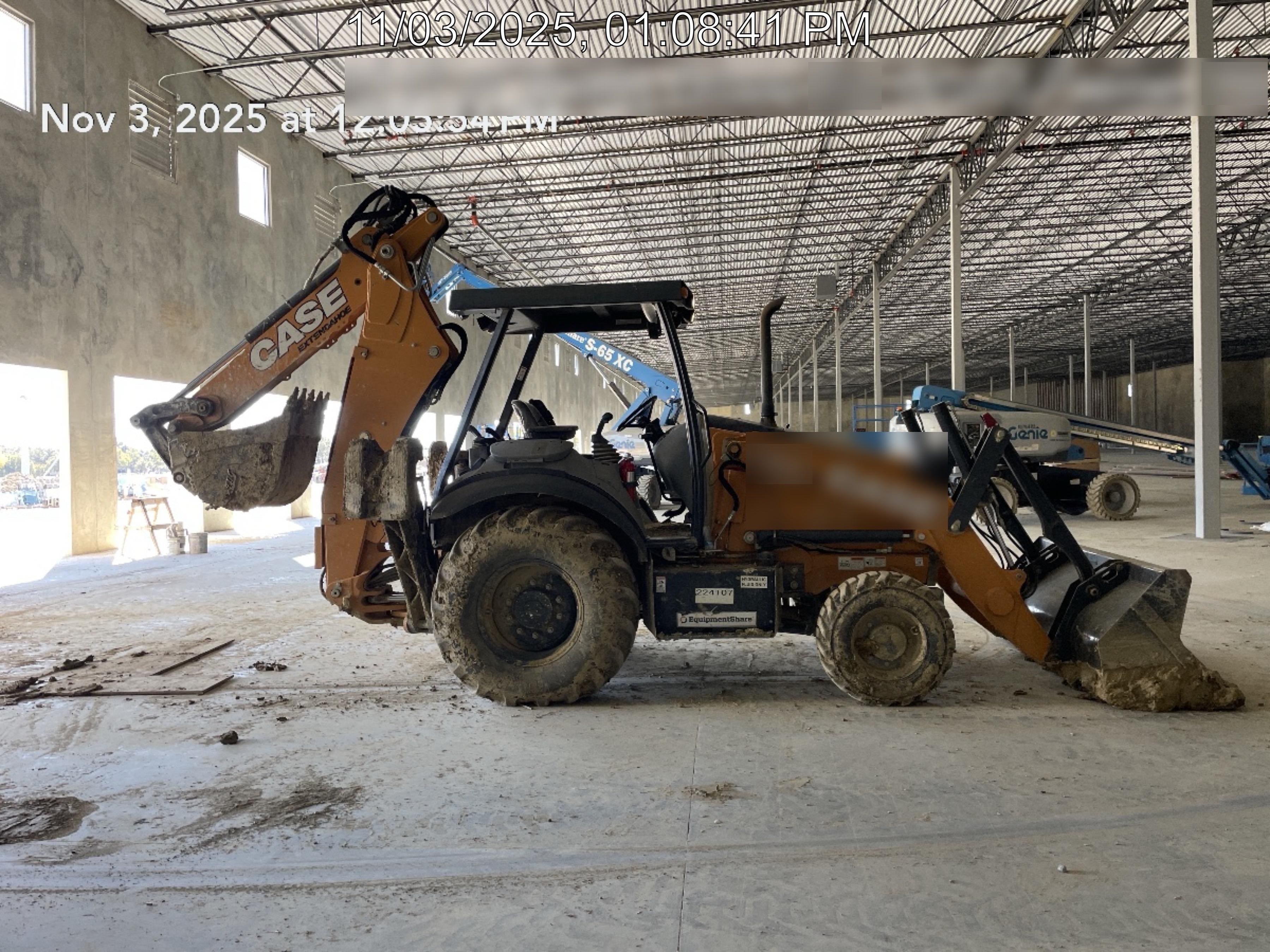 2022 CASE 580N EP - Extendable Backhoe