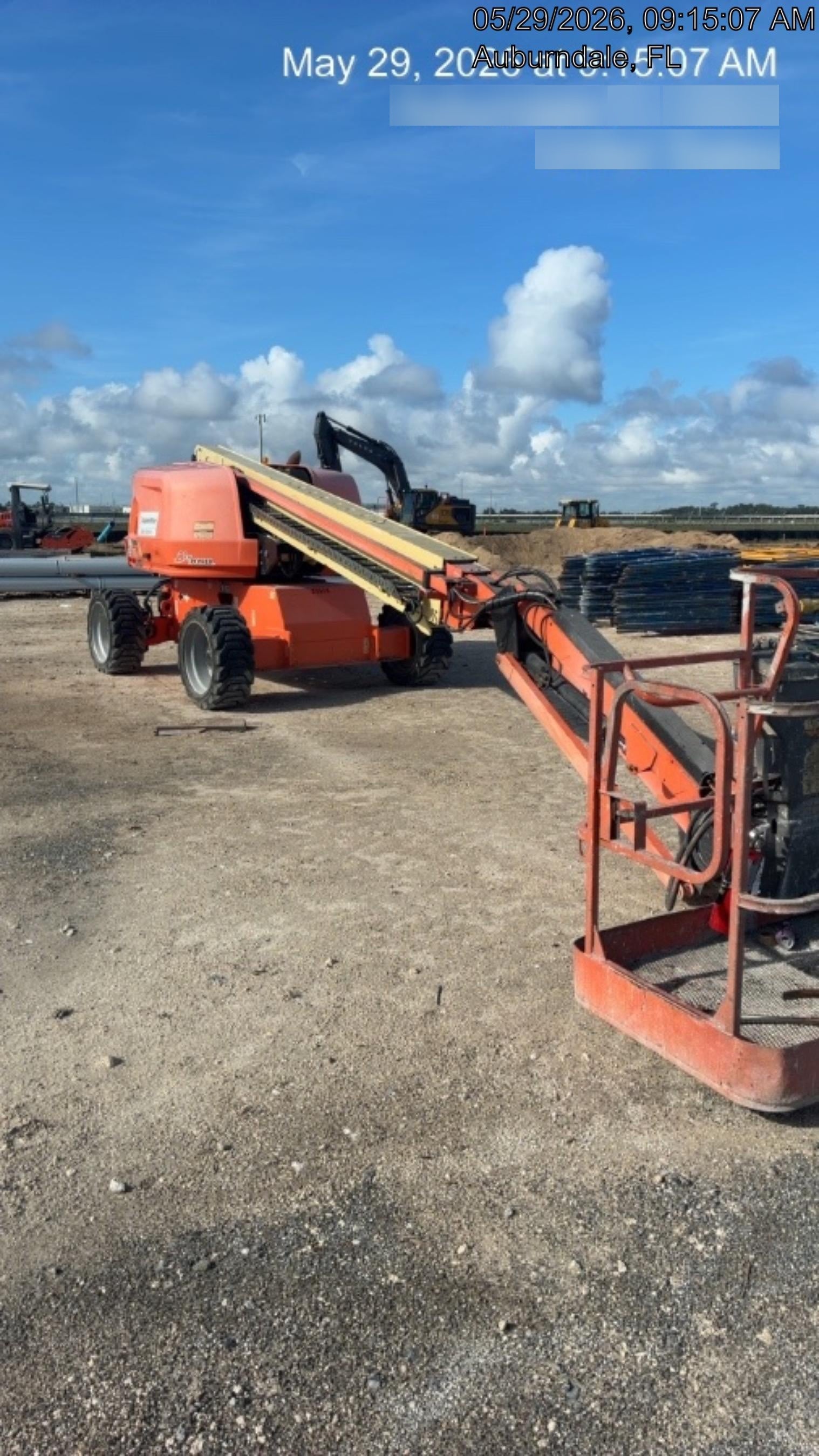2019 JLG 660SJ