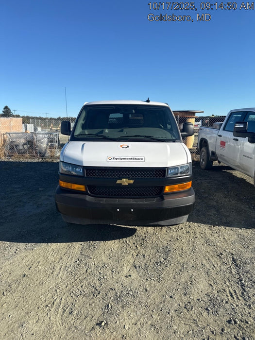 2025 CHEVROLET Express Van - Rental