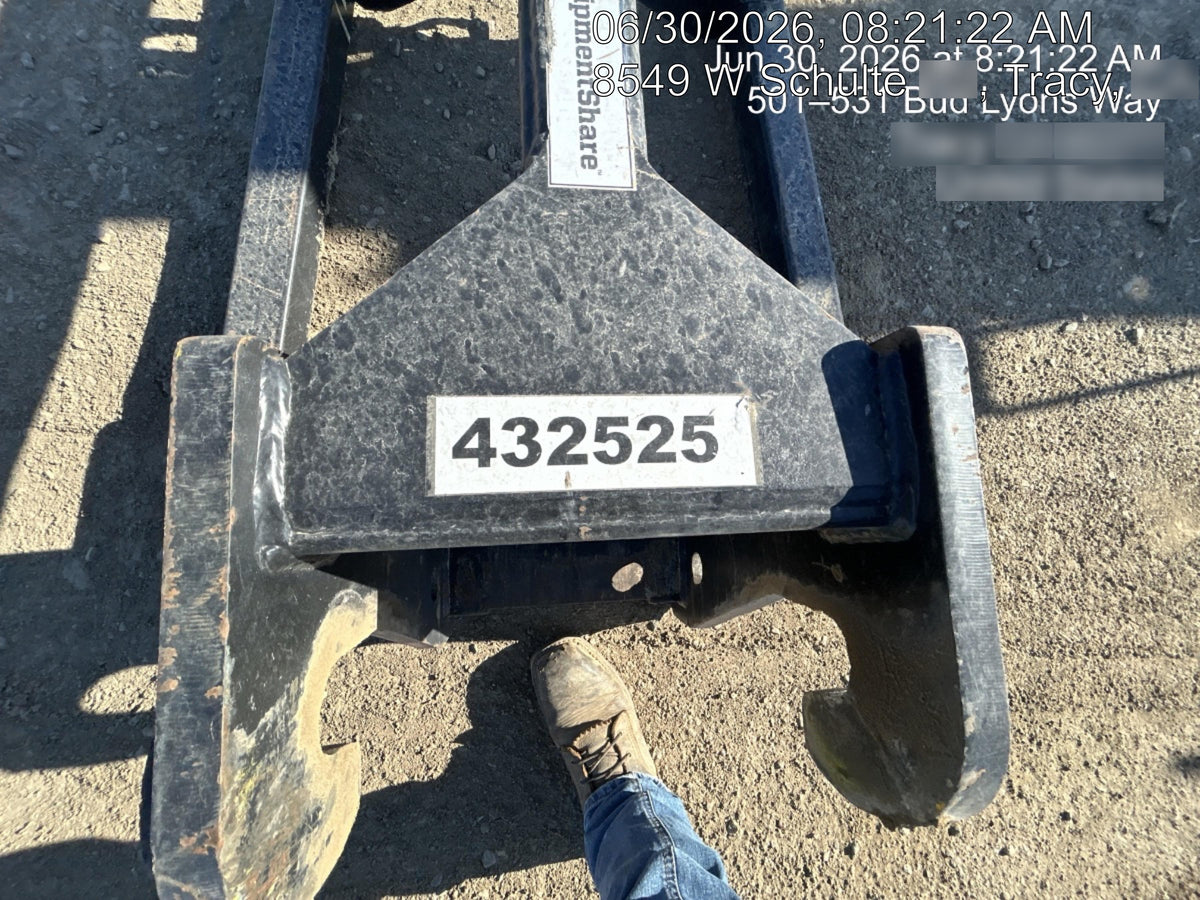 2024 JLG 1001275853
