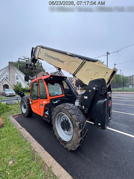 2025 JLG 1055 Premium