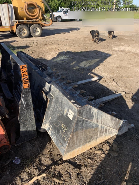 2024 ARROW MATERIAL HANDLING F5100CB