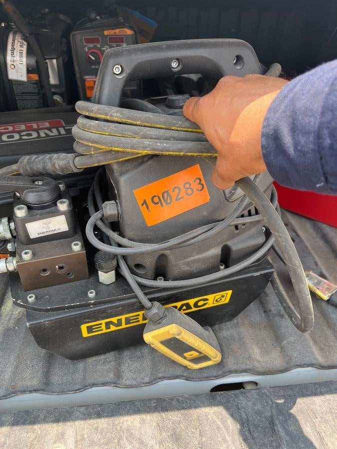 2021 ENERPAC ZU4408JB