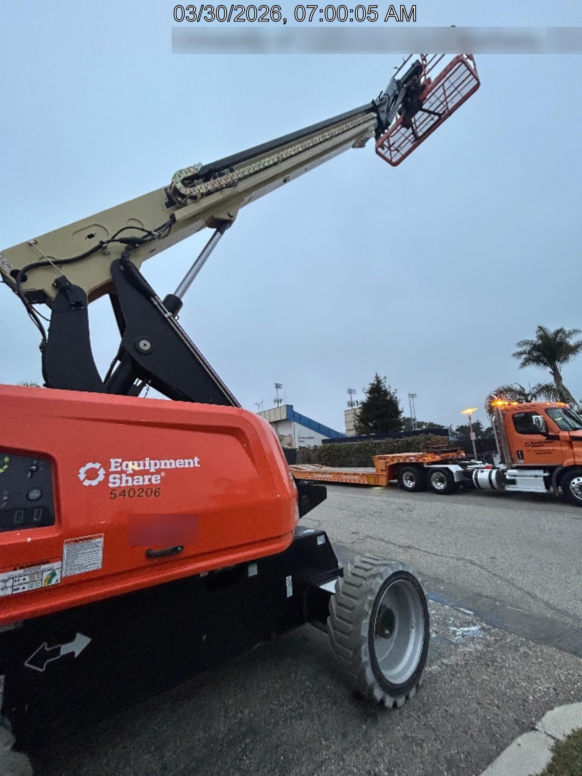 2025 JLG 660SJ
