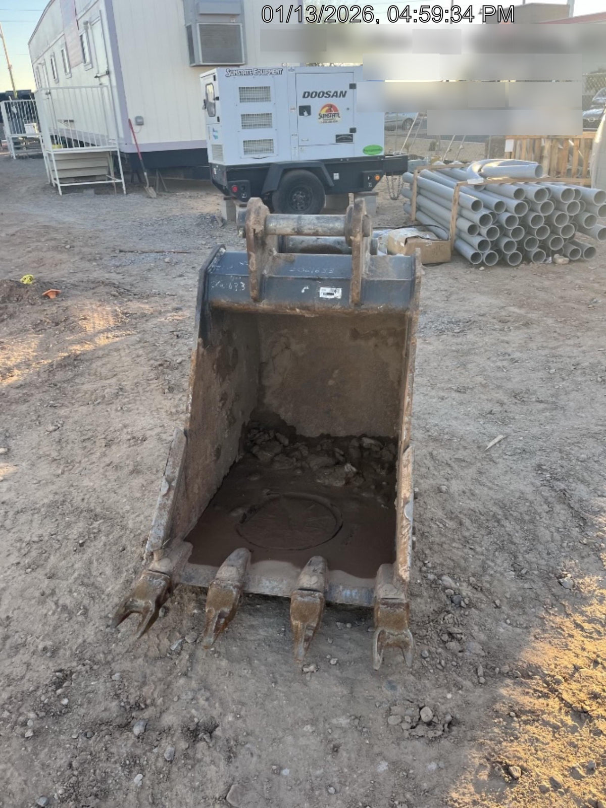 2021 WERK-BRAU 30" HD Bucket - Werk-Brau