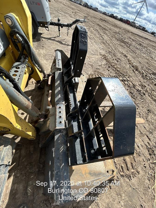 2022 TAKEUCHI 48" Pallet Forks - Takeuchi