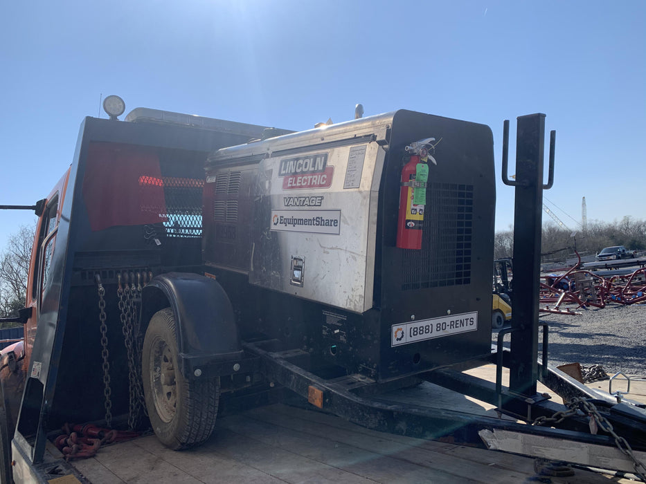 2019 Lincoln Electric Vantage 322 Welder Ready-Pak 3, Two wheel trailer, Fender and Light kit, Cable Rack