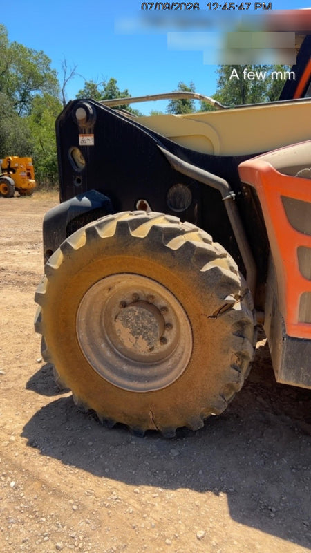 2021 JLG 1732