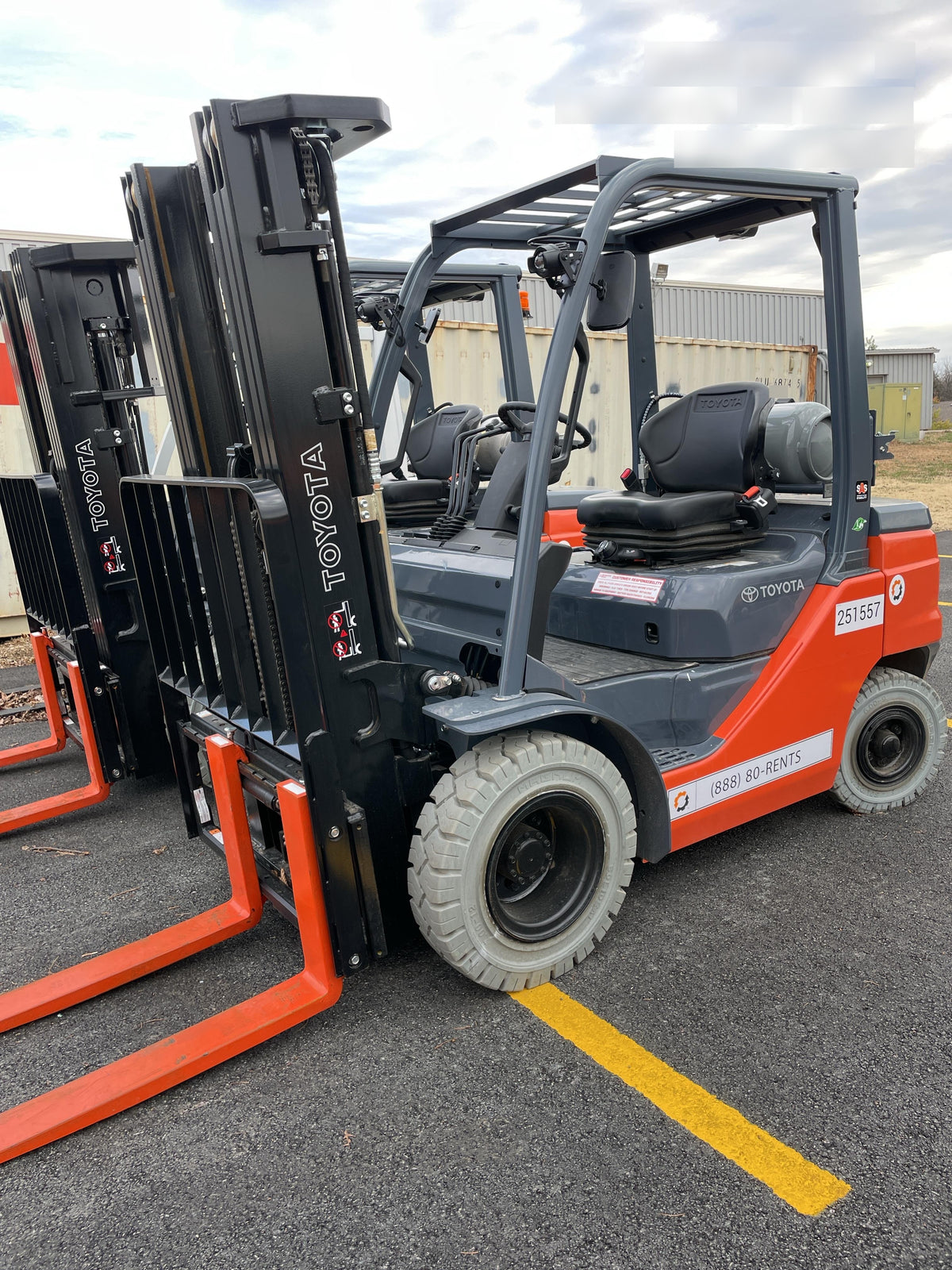2022 TOYOTA 50-8FGU25