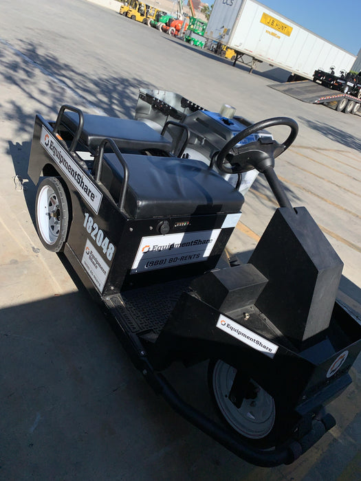 2021 Expeditor Expeditor 3 wheel Expeditor, Steering Wheel, Solid Non marketing tires, Ball Hitch, Front bumper, Painted Black