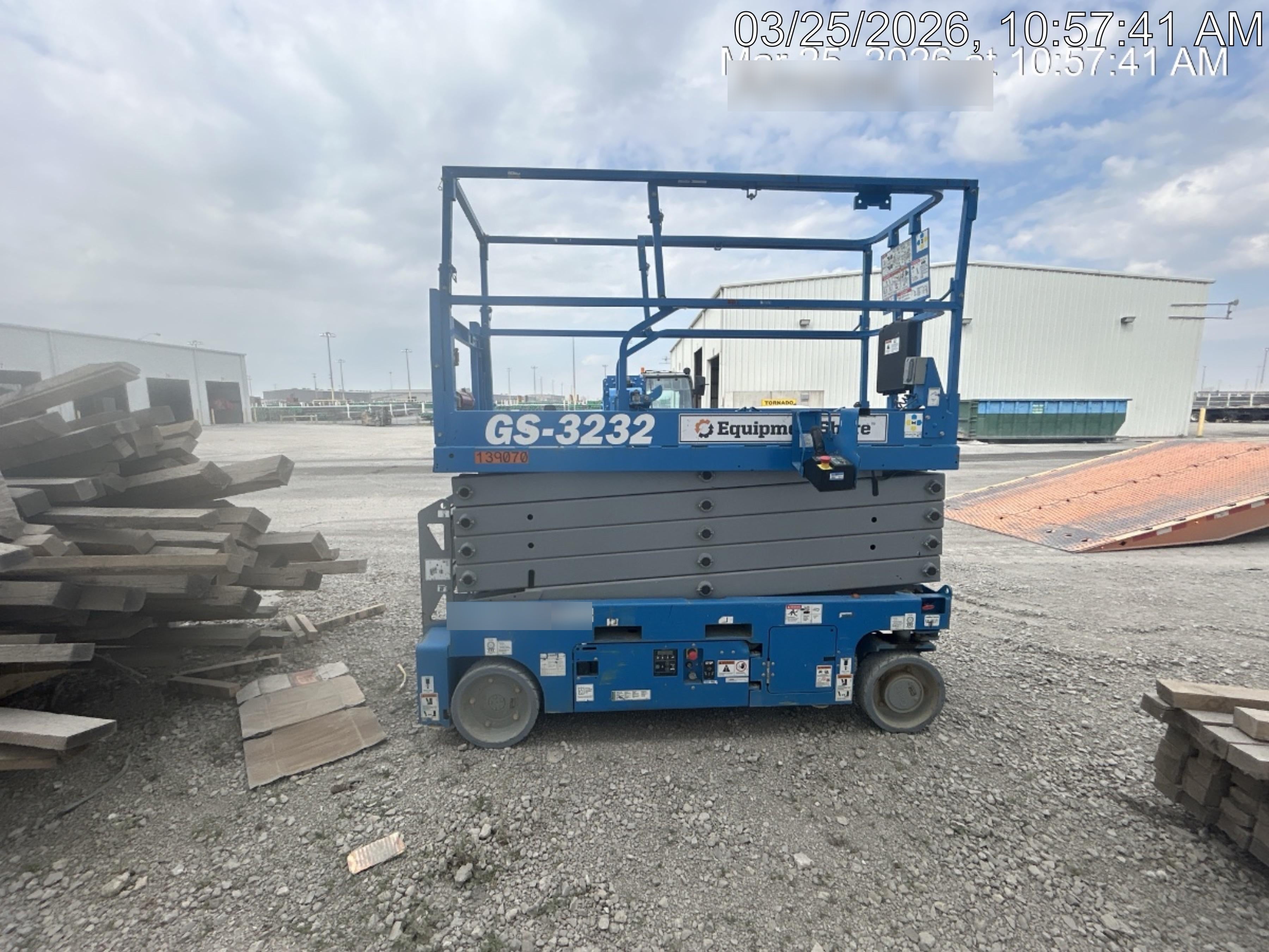 2021 GENIE GS-3232
