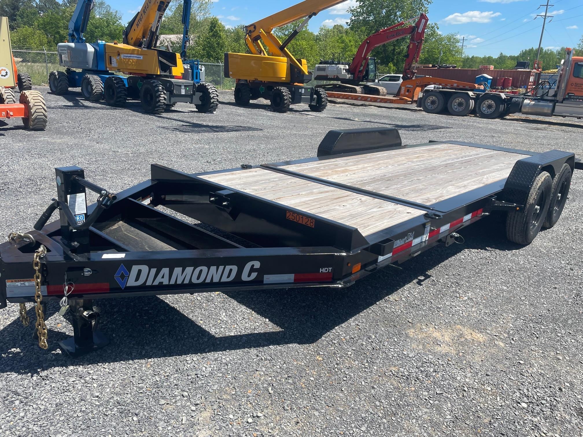 2022 DIAMOND C TRAILERS HDT-20T