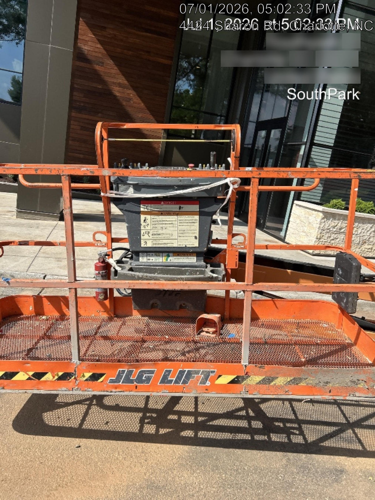 2022 JLG 660SJ