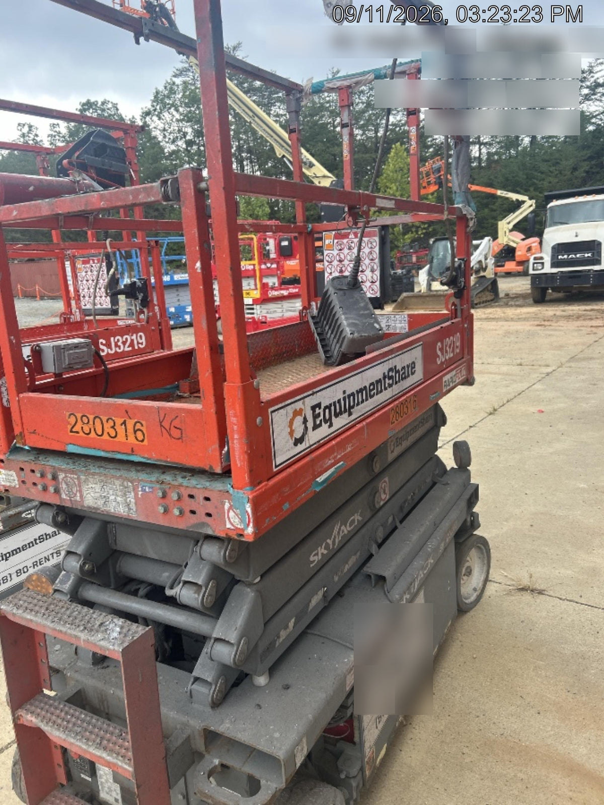 2023 SKYJACK SJ3219