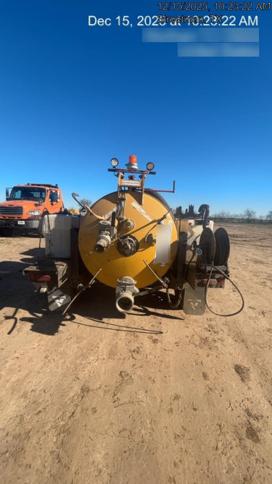 2023 VAC-TRON LP573XDT