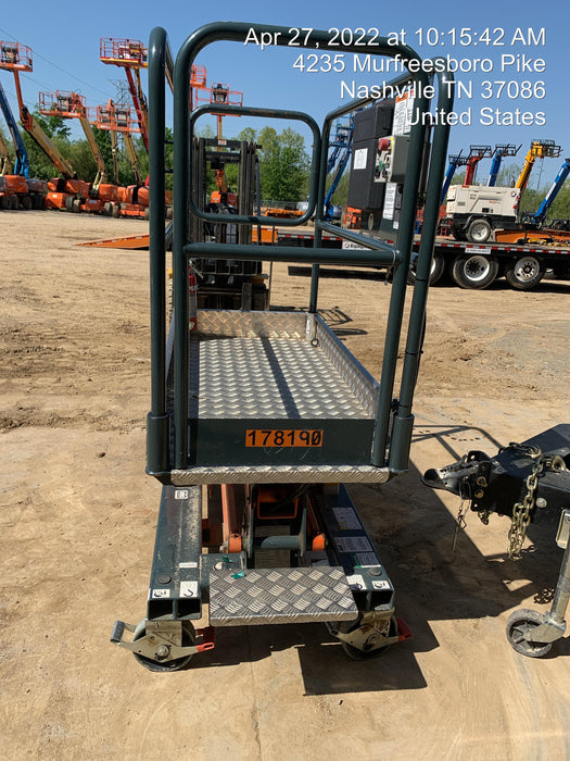 2021 JLG 1030P