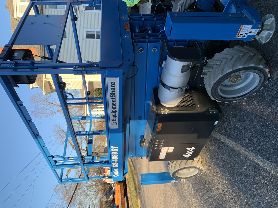 2020 GENIE GS-4069 RT
