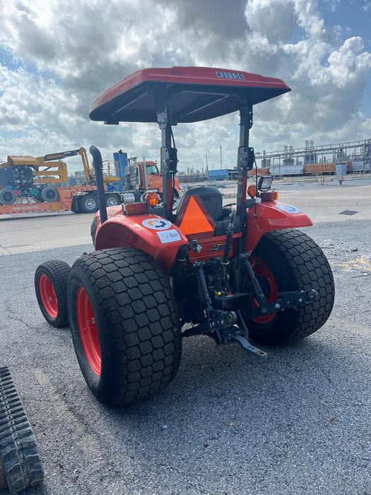 2024 KUBOTA M7060HD Canopy